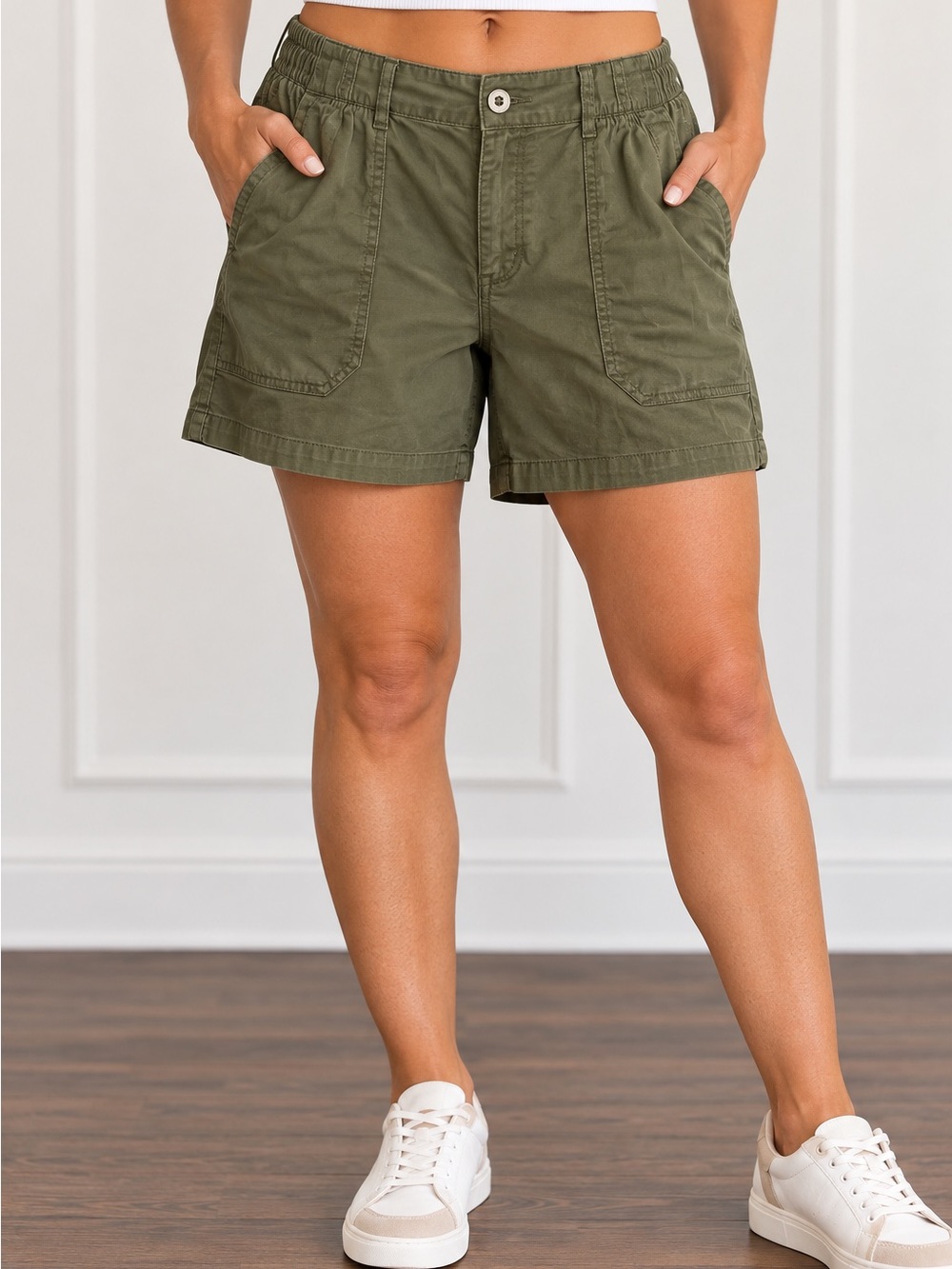 Eddie Bauer Women’s XL Olive Green Utility Shorts Elastic Waist NWOT